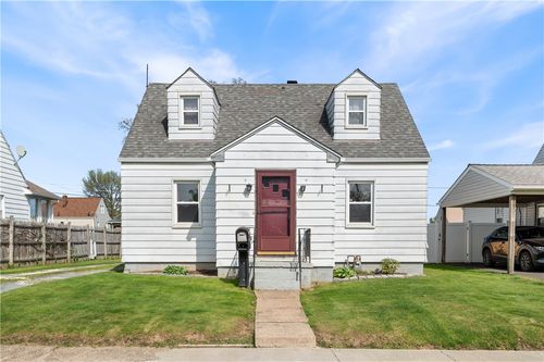 1318 Pennsylvania Ave, Natrona Heights, PA, 15065-1404 | Card Image
