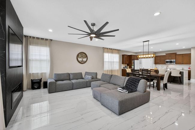 12041 Cypress Key Way, House other with 5 bedrooms, 3 bathrooms and null parking in Royal Palm Beach FL | Image 14