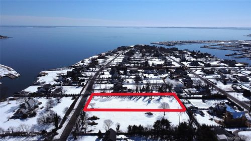 100A Awixa Avenue, Islip, NY, 11706 | Card Image