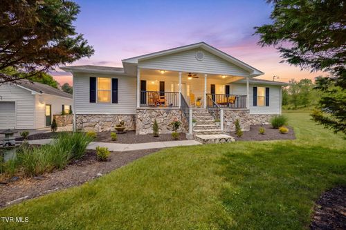 295 Sinking Creek Rd, Johnson City, TN, 37601-8198 | Card Image