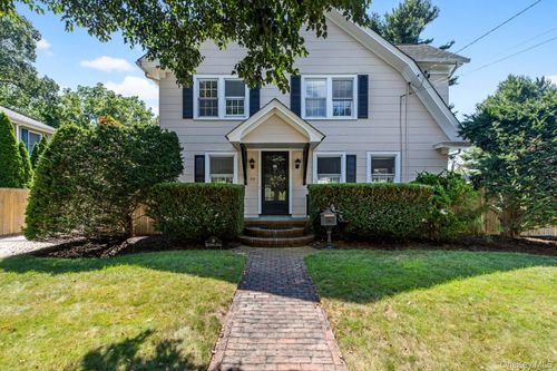 22 Ketewamoke Ave, Babylon, NY, 11702-1906 | Card Image