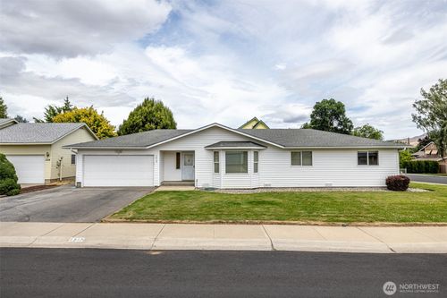 1312 Welch Ave, Wenatchee, WA, 98801-1173 | Card Image