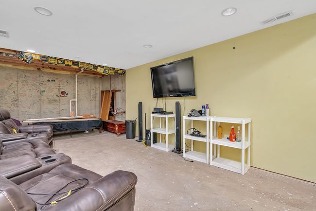 24709 Lincolnway St, House other with 4 bedrooms, 3 bathrooms and 2 parking in Plainfield IL | Image 24