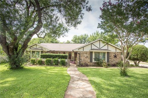 1103 Wilshire Dr, Trophy Club, TX, 76262-5451 | Card Image