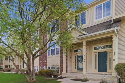 2720 N Greenwood Ave, Arlington Heights, IL, 60004-8429 | Card Image