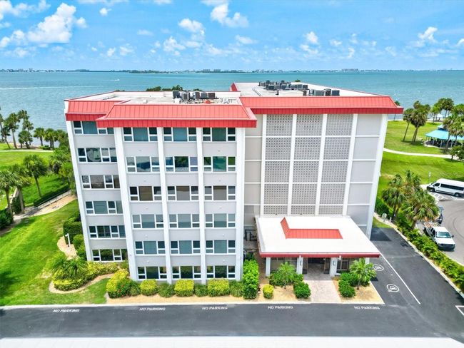 UNIT-103 - 1100 Imperial Dr, House other with 2 bedrooms, 2 bathrooms and null parking in Sarasota FL | Image 52