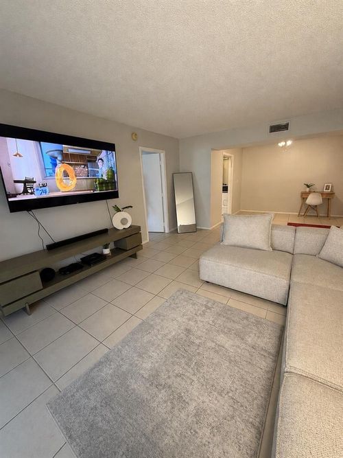 103-4168 Inverrary Drive, Lauderhill, FL, 33319 | Card Image