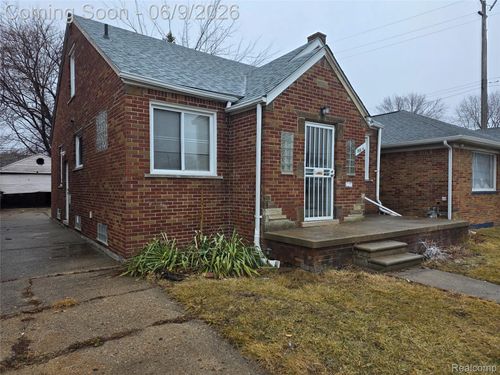 15039 Eastburn St, Detroit, MI, 48205-1365 | Card Image