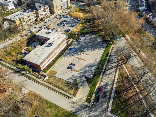 1810 Madison Ave, Kansas City, MO, 64108-2178 | Card Image