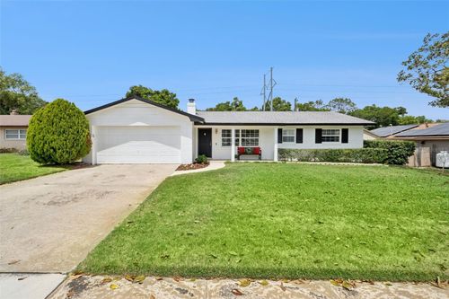 121 Peacock Dr, ALTAMONTE SPRINGS, FL, 32701-7815 | Card Image