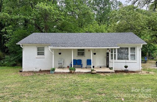 1803 Weaver Rd, Kingstown, NC, 28150-8808 | Card Image