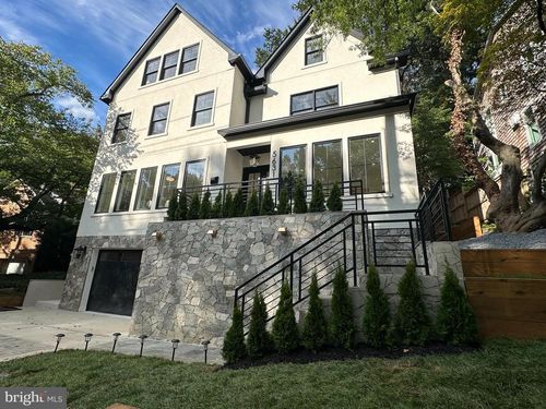 5631 Macarthur Blvd Nw, WASHINGTON, DC, 20016-5302 | Card Image