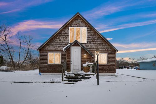 7111 Mississippi St, Merrillville, IN, 46410-3927 | Card Image