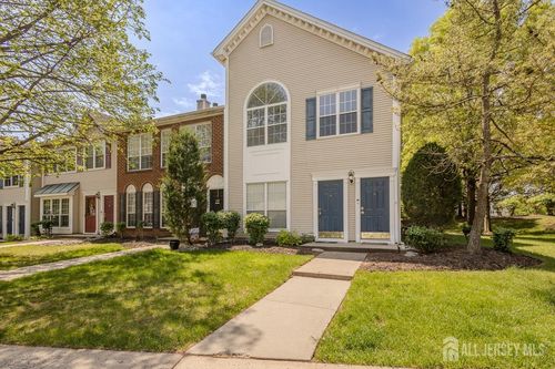 2 Amethyst Way, Franklin Park, NJ, 08823-1624 | Card Image