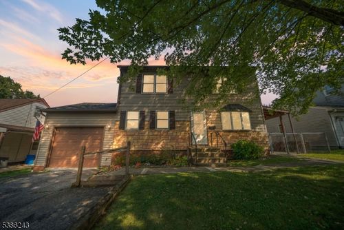 147 Riverview Rd, Phillipsburg, NJ, 08865-3525 | Card Image