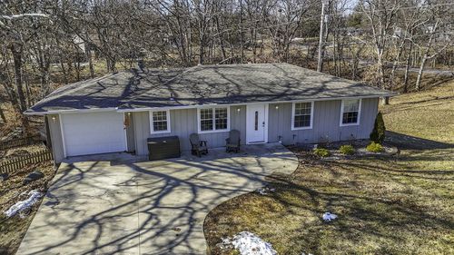 1901 Pinelawn Dr, COLUMBIA, MO, 65202 | Card Image