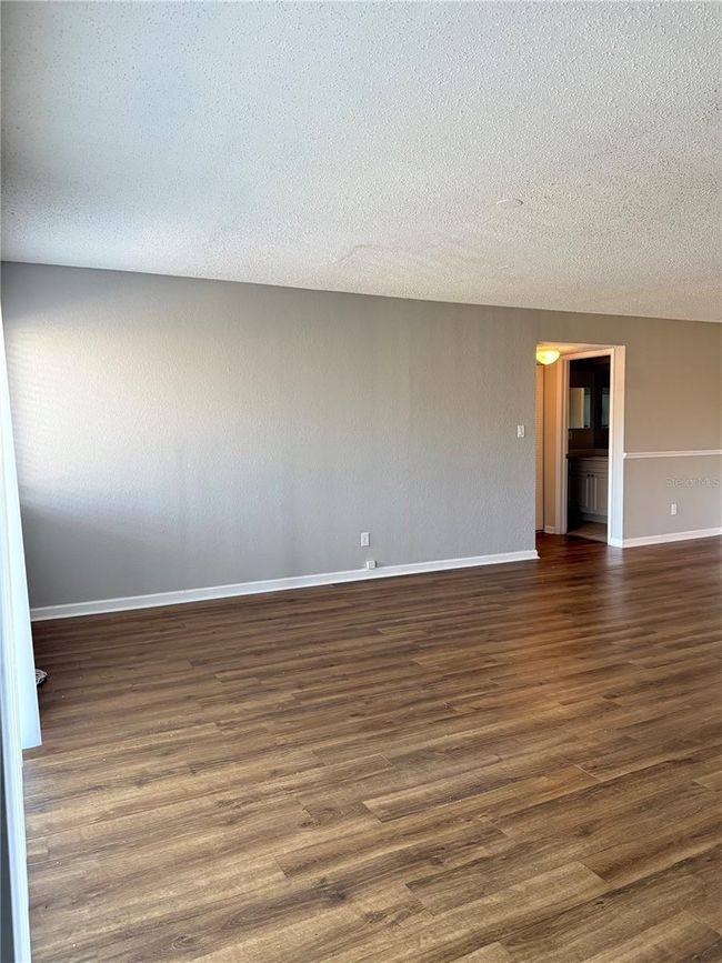 APT-302 - 13287 Arbor Pointe Cir, Condo with 2 bedrooms, 2 bathrooms and null parking in TAMPA FL | Image 4