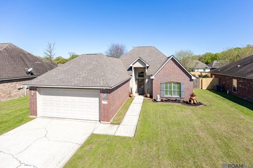 37406 Cypress Trace Ave, Geismar, LA, 70734-3294 | Card Image