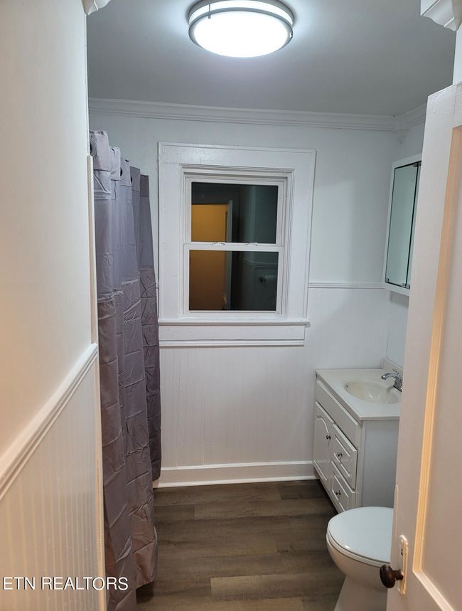 227 Gill St, House other with 5 bedrooms, 1 bathrooms and null parking in Alcoa TN | Image 12