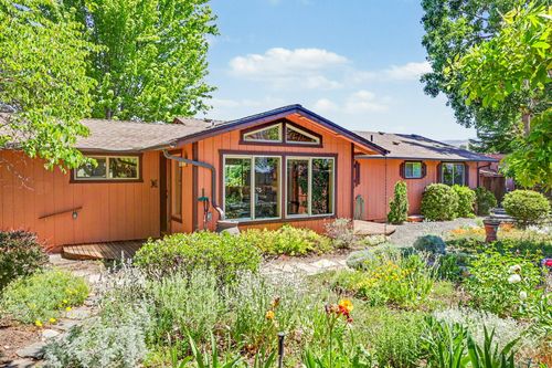 190 Walker Avenue, Ashland, OR, 97520 | Card Image