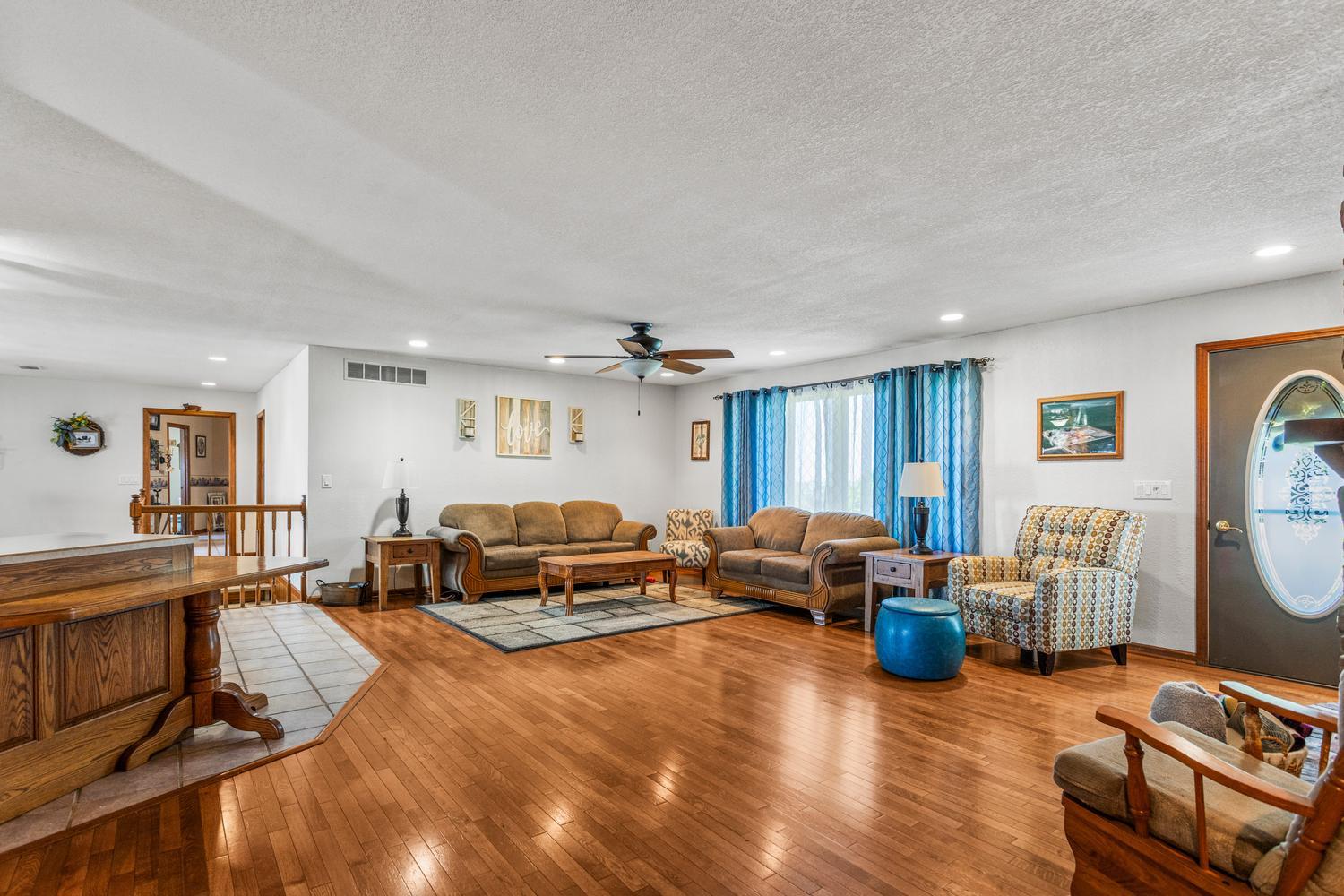 Residential in Catlin 5