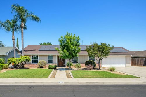 820 N Nichols Ave, Dinuba, CA, 93618-3026 | Card Image