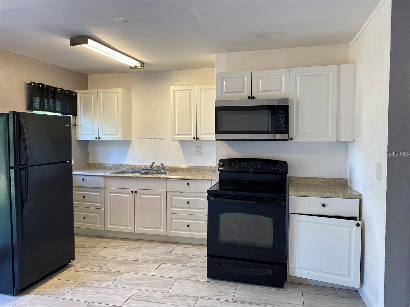 Residential Lease in LAKE WALES 3