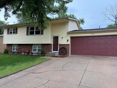 936 S Ash, Newton, KS, 67114 | Card Image