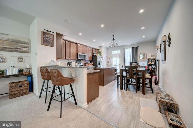 18316 Reaper Hill Ct, Townhouse with 3 bedrooms, 3 bathrooms and null parking in TRIANGLE VA | Image 22