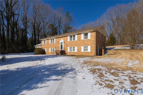 9920 Glass Rd, North Chesterfield, VA, 23236-4202 | Card Image