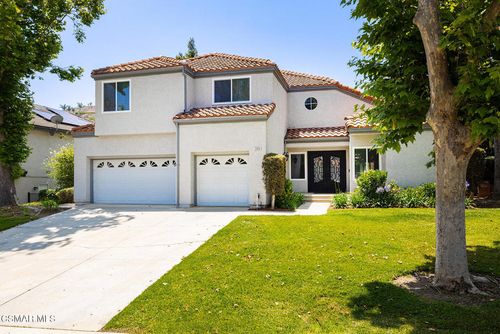 11554 Chestnut Ridge St, Moorpark, CA, 93021-3303 | Card Image