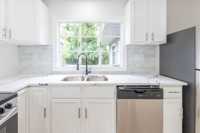 109 E Home Rd, House other with 3 bedrooms, 3 bathrooms and null parking in Springfield OH | Image 8