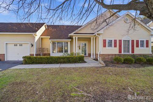 47 Hedge Row Rd, Princeton, NJ, 08540-5054 | Card Image