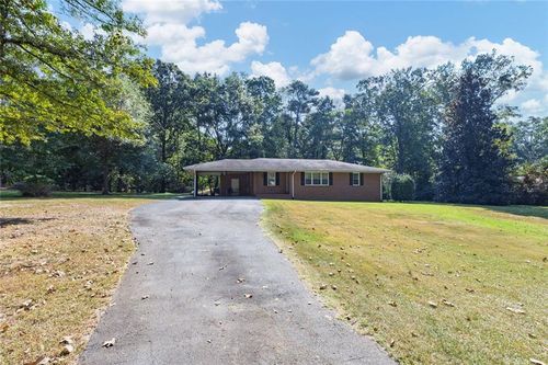 1589 Hammond Woods Cir Sw, Marietta, GA, 30008-4407 | Card Image