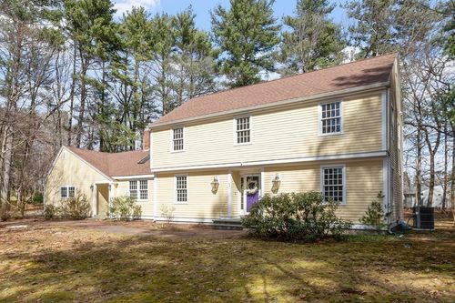 1 Carlton Dr, Acton, MA, 01720-4203 | Card Image