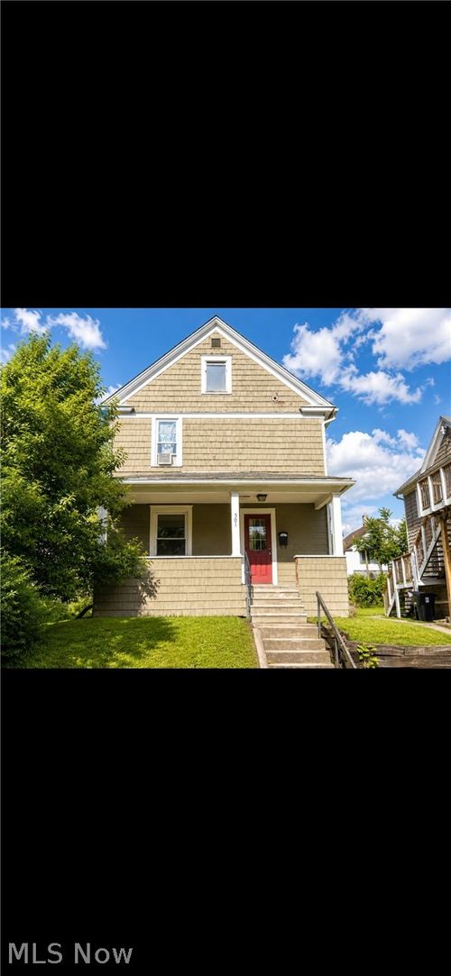 501 Rentschler St, Akron, OH, 44304-1724 | Card Image