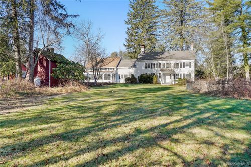 25 Greenwich Rd, Bedford, NY, 10506-1507 | Card Image