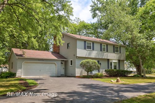 2430 Fair Ln Lane, Burton, MI, 48509 | Card Image