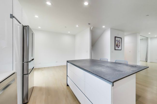 8127 Floral Ave, Townhouse with 3 bedrooms, 4 bathrooms and 3 parking in Skokie IL | Image 17
