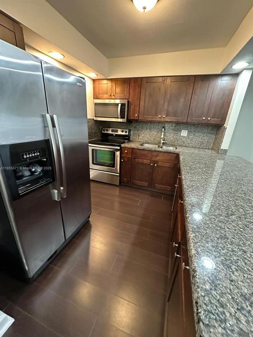 apt-716-500 Three Islands Blvd, Hallandale Beach, FL, 33009-3855 | Card Image
