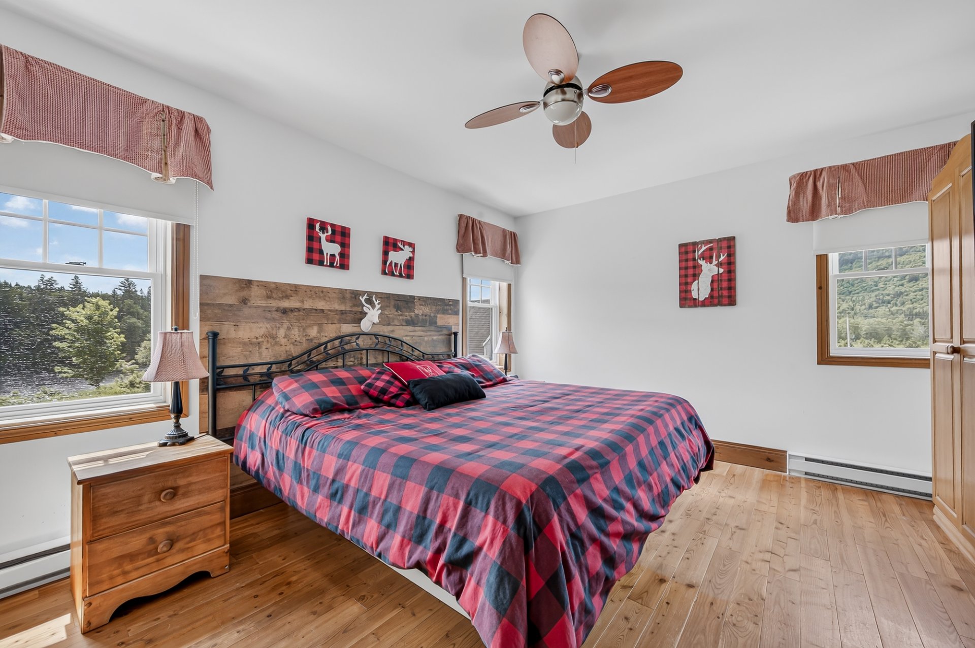 Residential in Saint-Gabriel-de-Valcartier 2