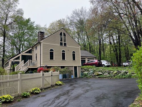 75 South Rd, Pepperell, MA, 01463-1210 | Card Image