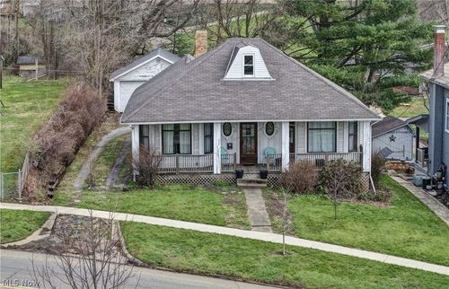 439 S Clay St, Millersburg, OH, 44654-1362 | Card Image