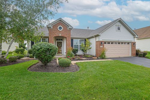 11982 Stonewater Xing, Huntley, IL, 60142-7583 | Card Image