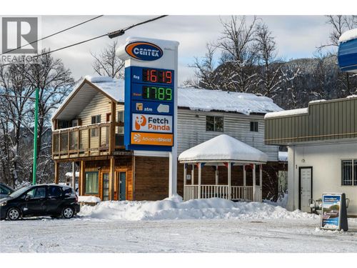 {{alt}} | Card Image