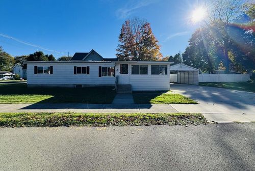 206 E Cooper St, Athens, PA, 18810 | Card Image