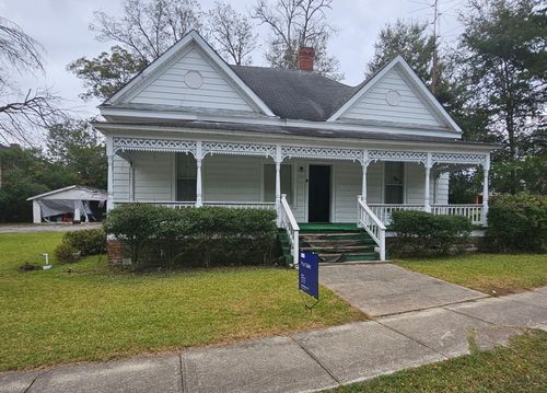 202 S Gibson St, Warrenton, GA, 30828-8419 | Card Image