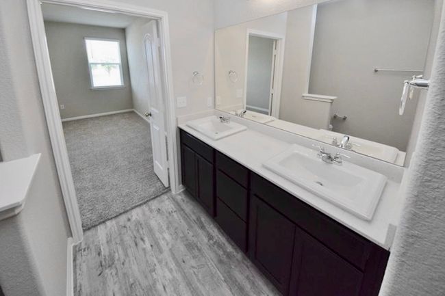 UNIT-5 - 1701 Logan Dr, Townhouse with 3 bedrooms, 2 bathrooms and 4 parking in Round Rock TX | Image 14