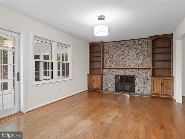 5019 King David Blvd, House other with 4 bedrooms, 3 bathrooms and null parking in ANNANDALE VA | Image 7
