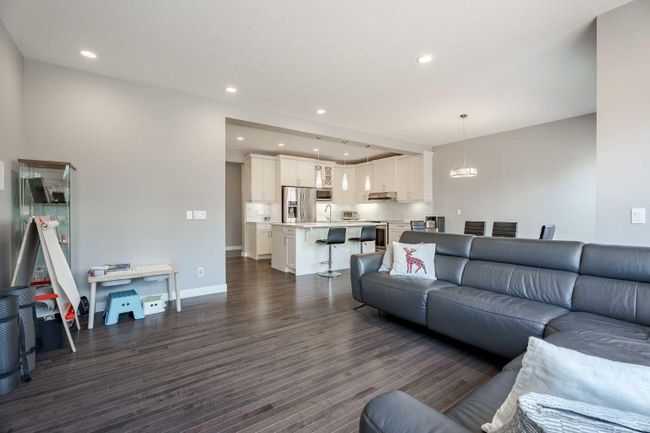 55 Nolancrest Rise Nw, Home with 3 bedrooms, 2 bathrooms and 4 parking in Calgary AB | Image 15